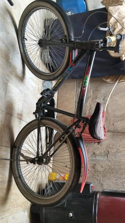 Used bicycle for sale in good condition. 