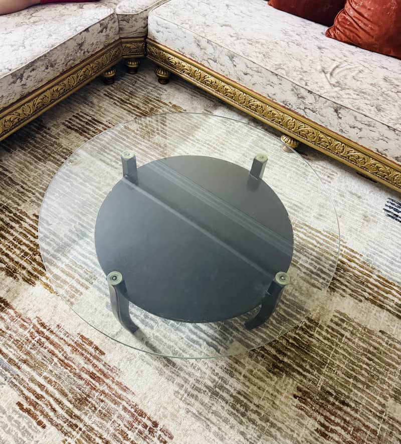 Modern centre table 4 ft 1