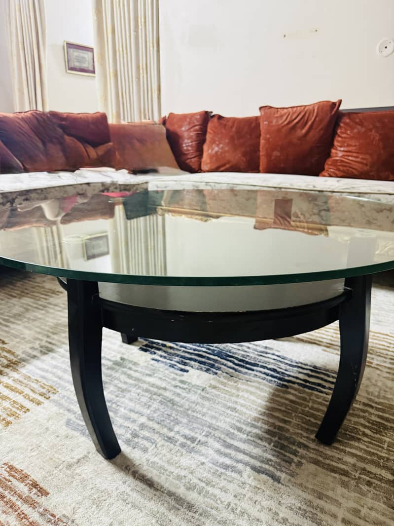 Modern centre table 4 ft 2