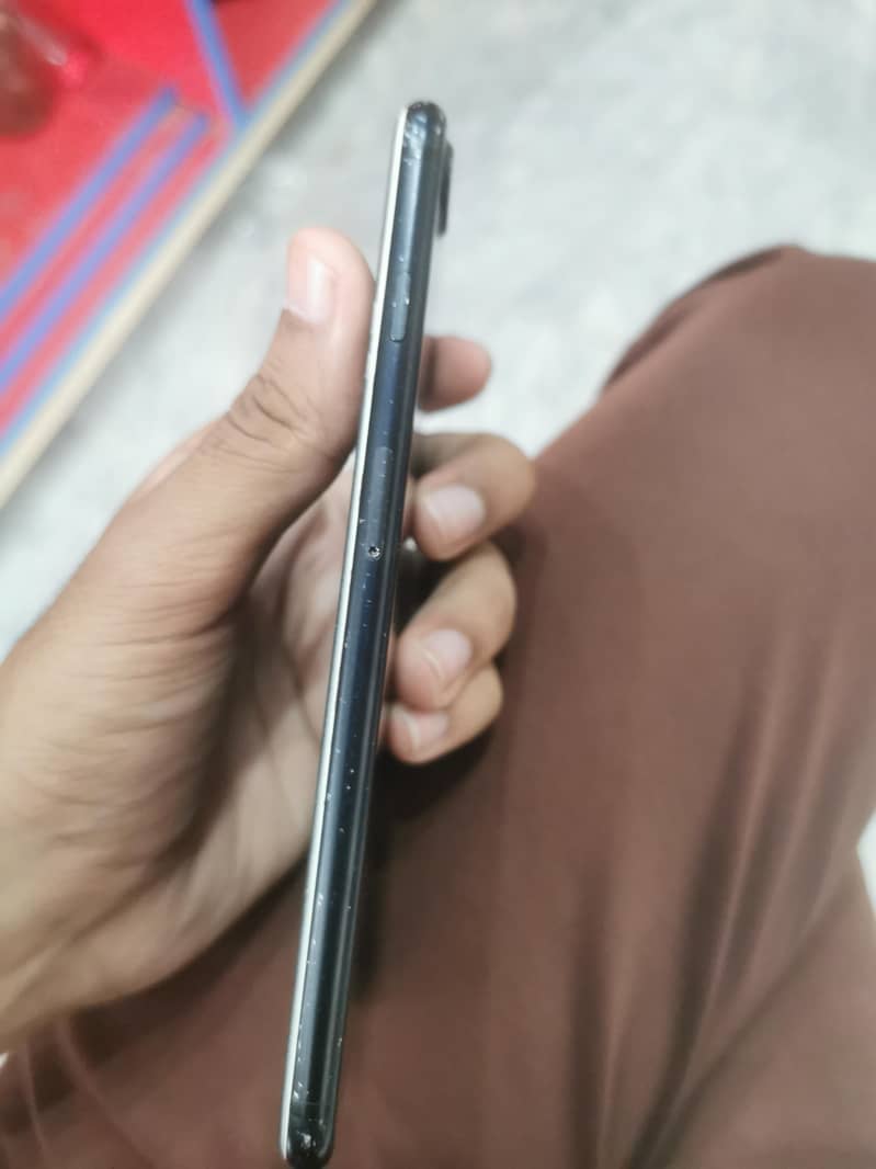 Apple iPhone 7 Plus 2