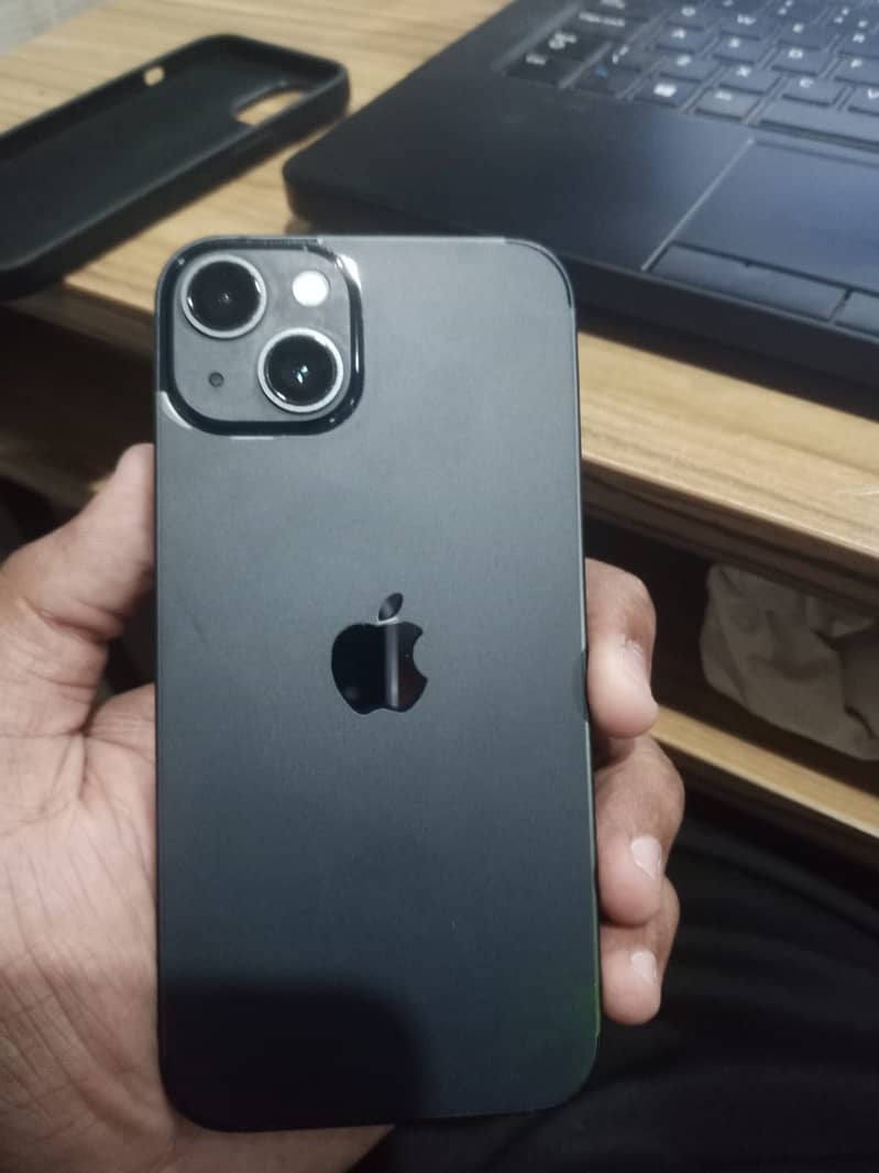 Apple iPhone 13 2