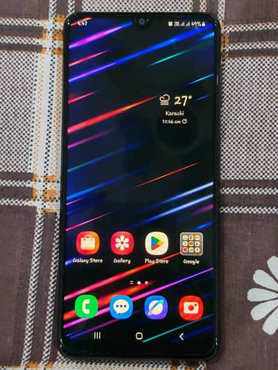 I'm Selling my Samsung Mobile