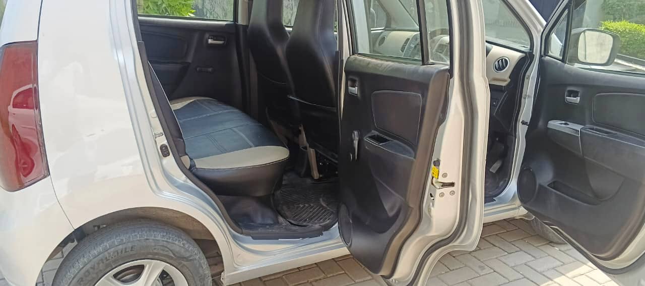 Suzuki Wagon VXL 2016/17 12