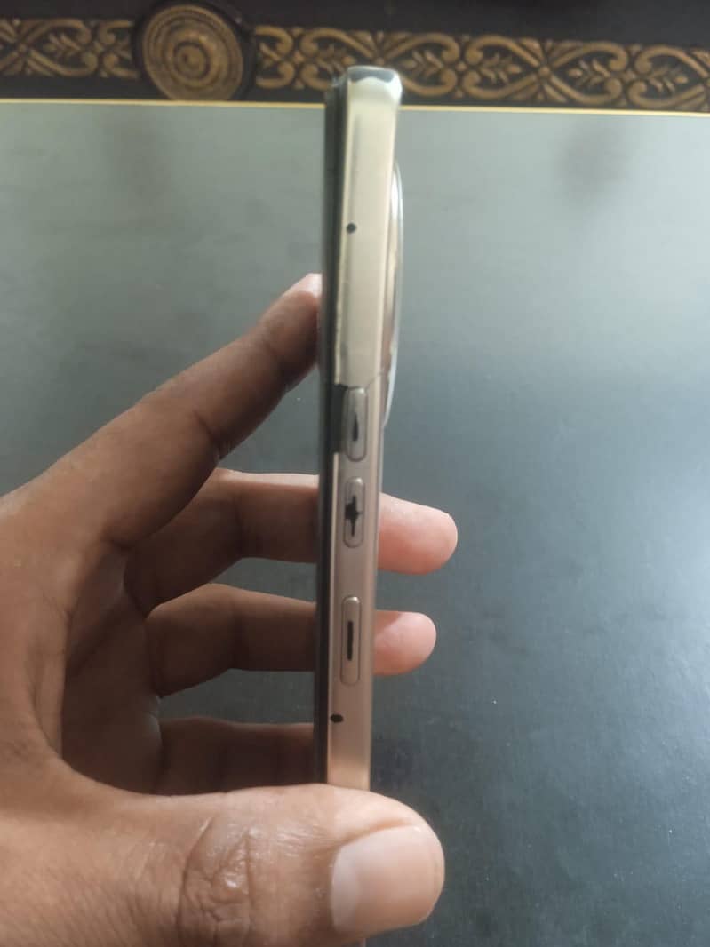 Tecno CAMON 30 5