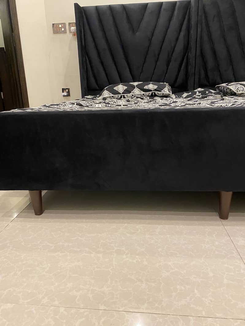 2 single Bed 3