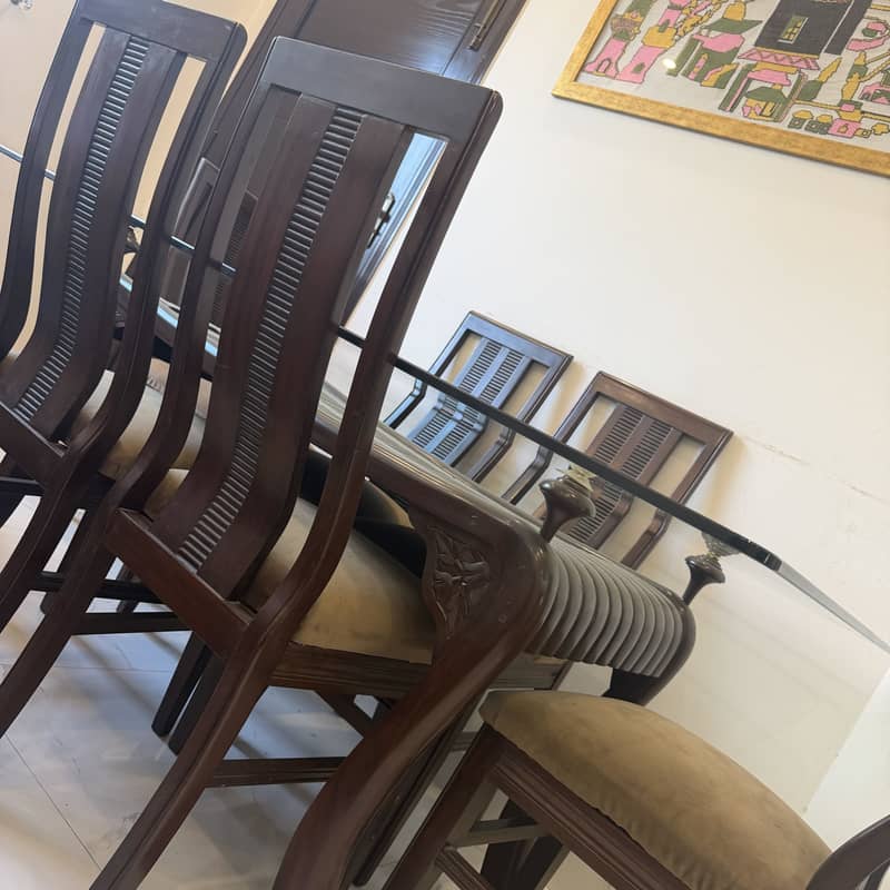 Dining table with 6 chairs 1