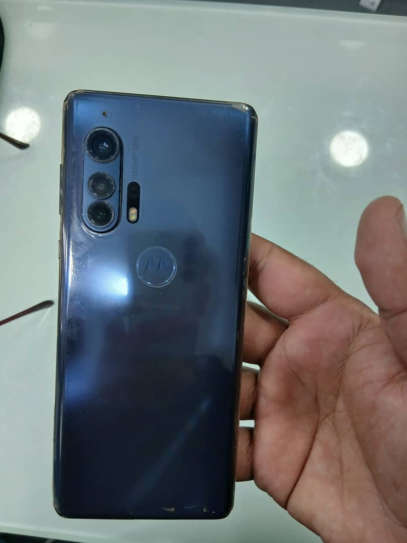 Motorola Edge Plus 1