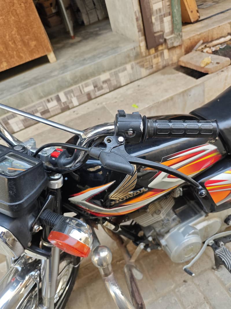 Honda 125 8