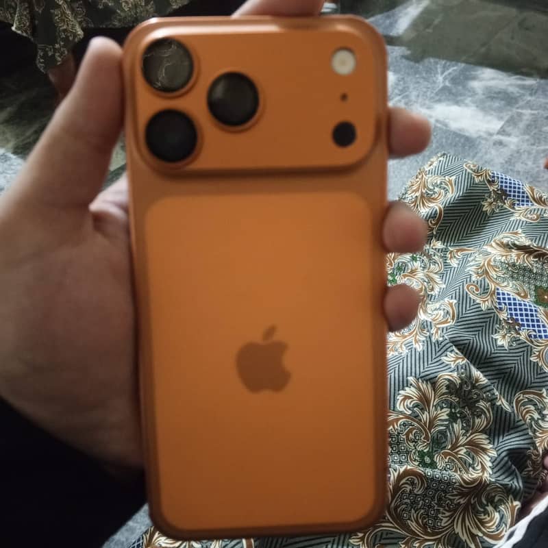 Apple iPhone 14 Pro Max 2