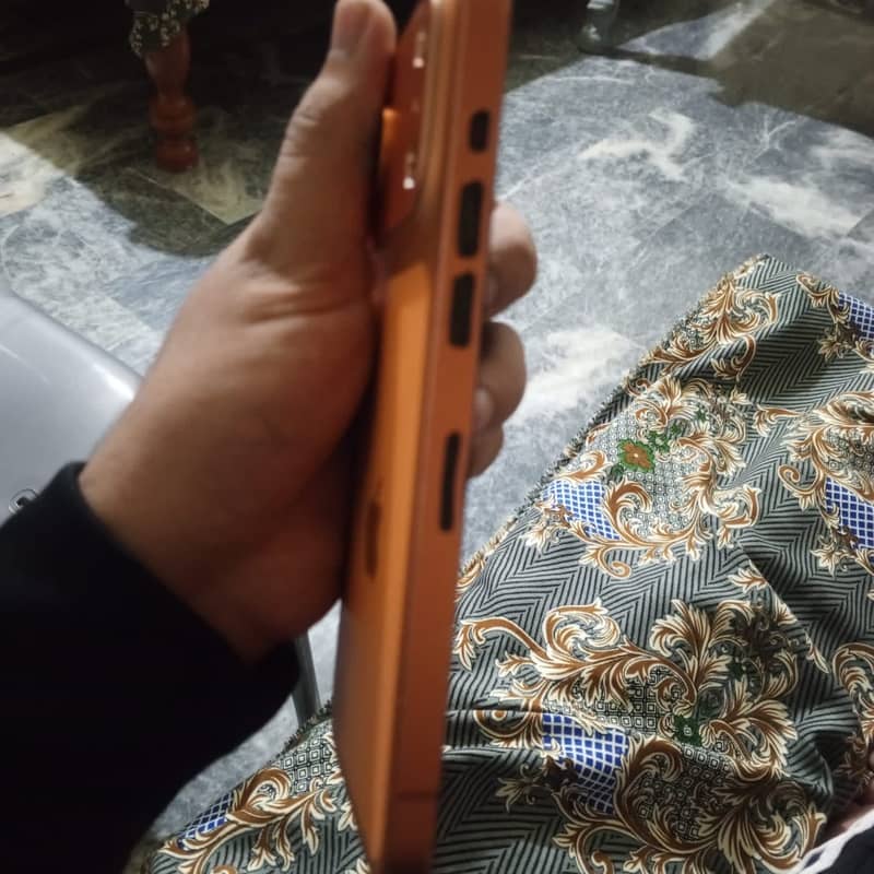Apple iPhone 14 Pro Max 3