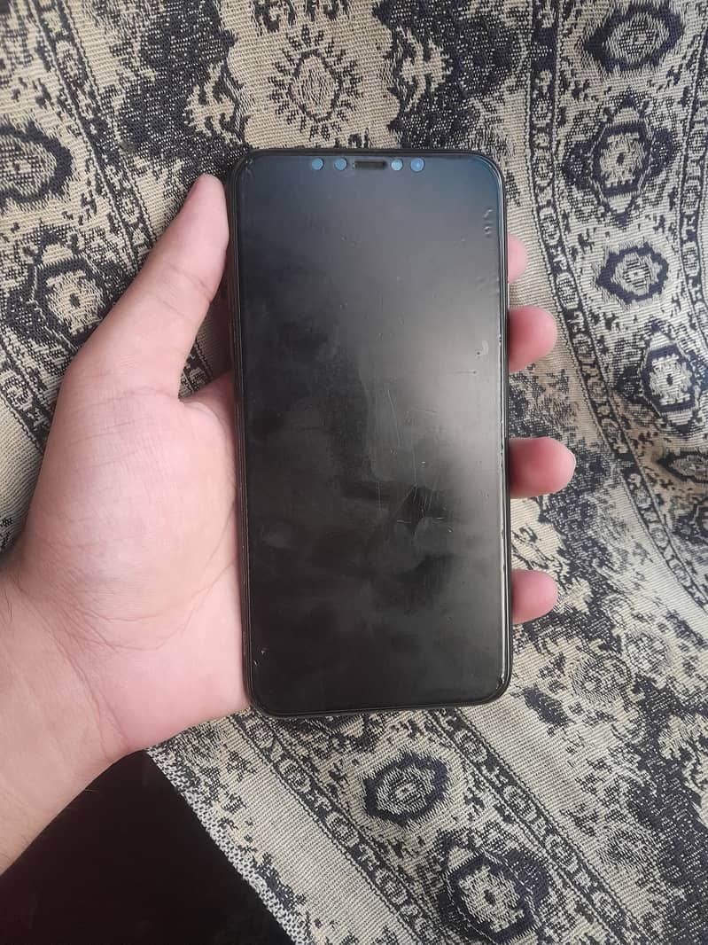 iPhone 11 pro max 2