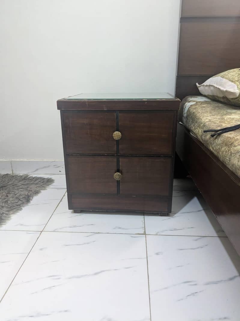 Complete 4-Piece Bedroom Set 1