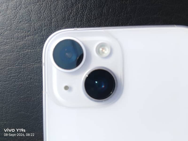Apple iPhone 14 3