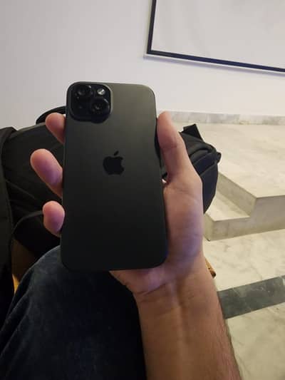 Apple iPhone 15