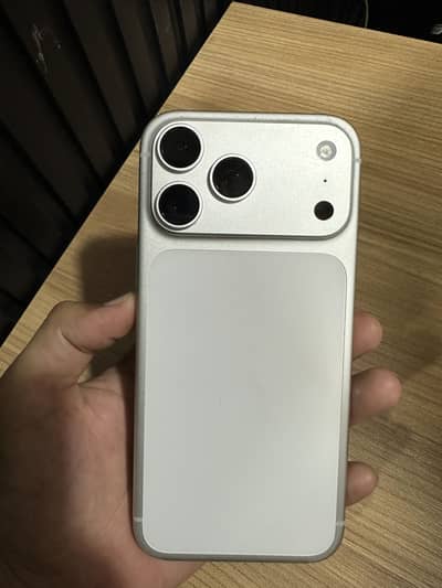 i phone 17 pro max jv