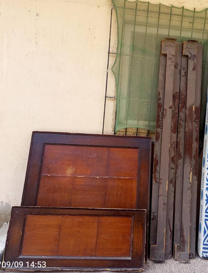 Single Bed with Mattress 3
