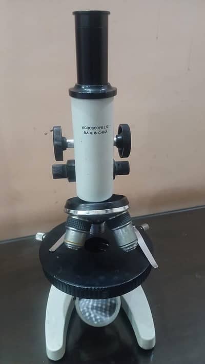 manual microscope