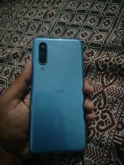 Sharp Aquos Zero