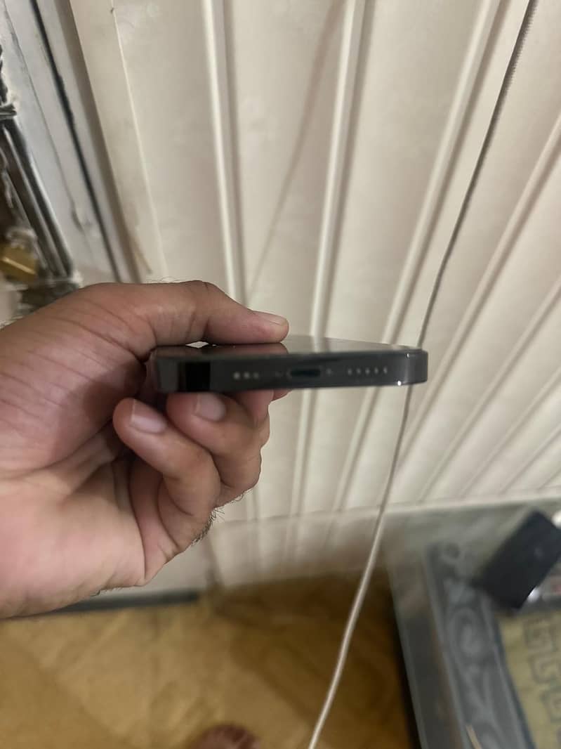 Apple iPhone 14 Pro 3
