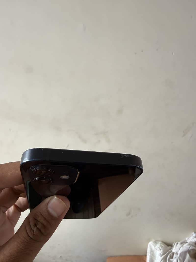 Apple iPhone 12 2