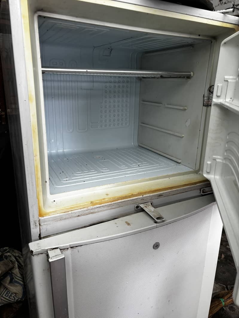 Dawlance Fridge 2