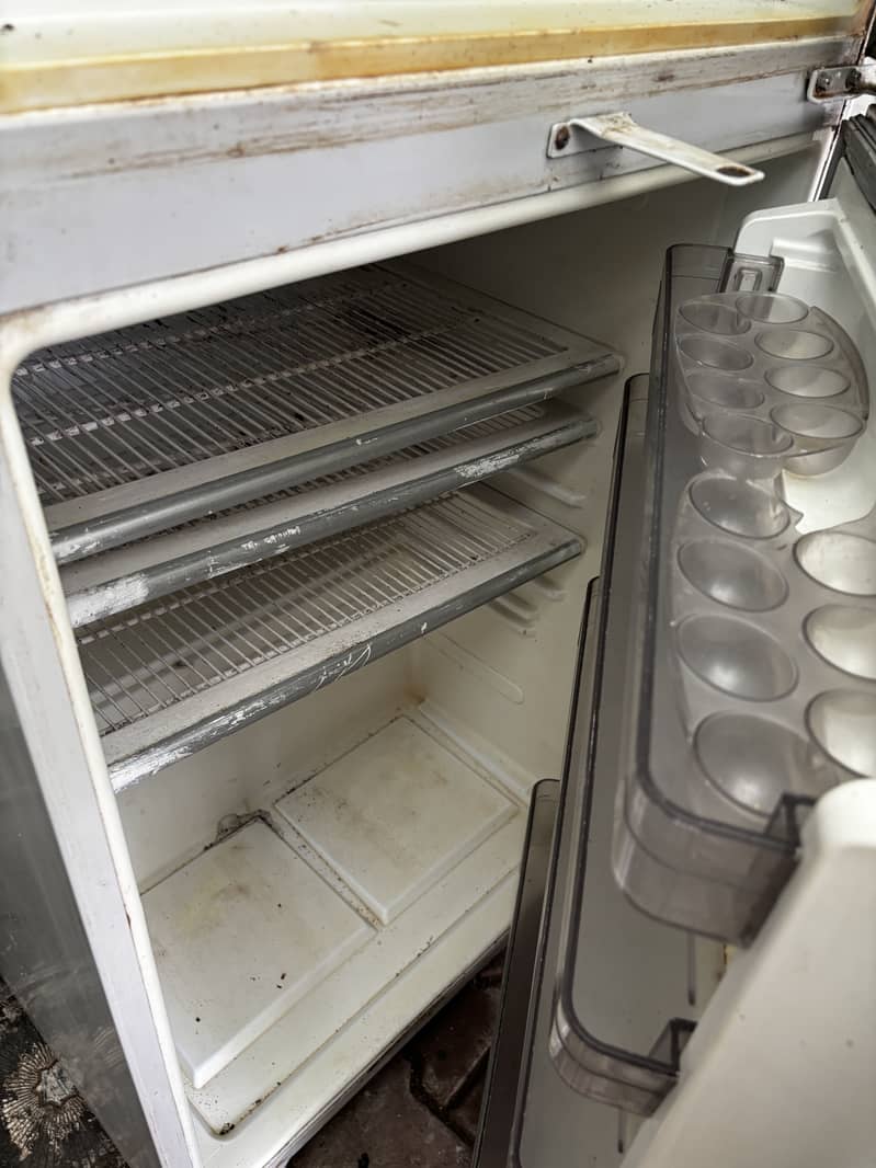 Dawlance Fridge 4