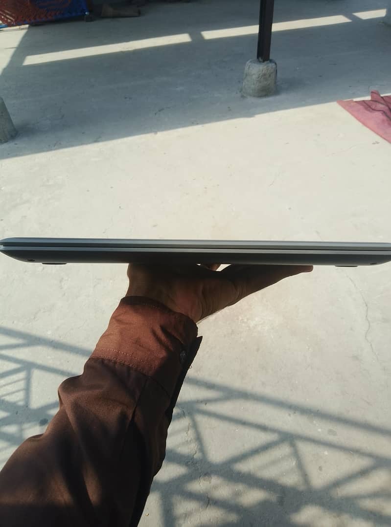 Chrome book laptop 4
