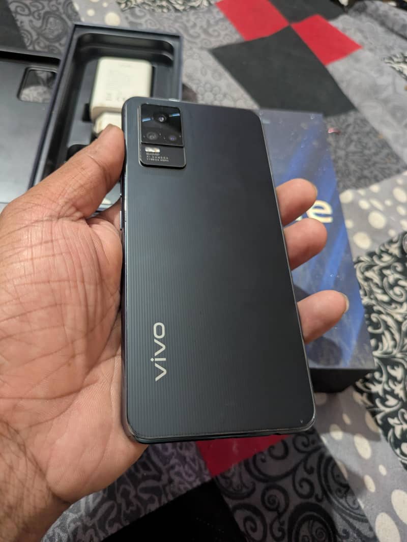 Vivo V21e 5