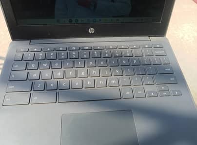 Chrome book laptop