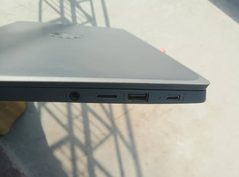 Chrome book laptop 1