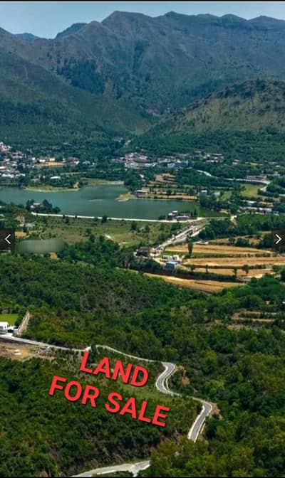 LAND FOR FARMHOUSES ON PRIME LOCATION