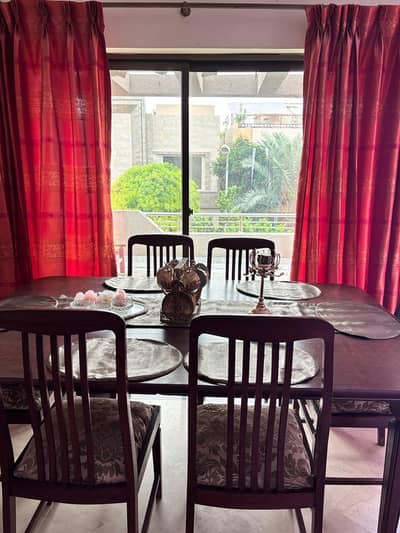 dinning table