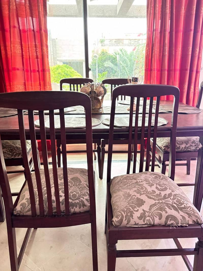 dinning table 1