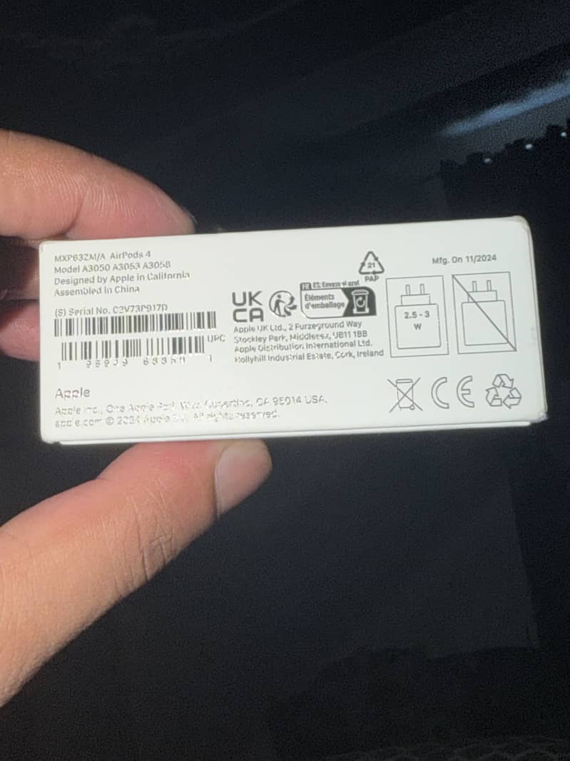 Box Pack Airpods 4 1