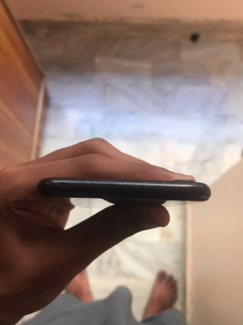IPhone 7 All Okay 13