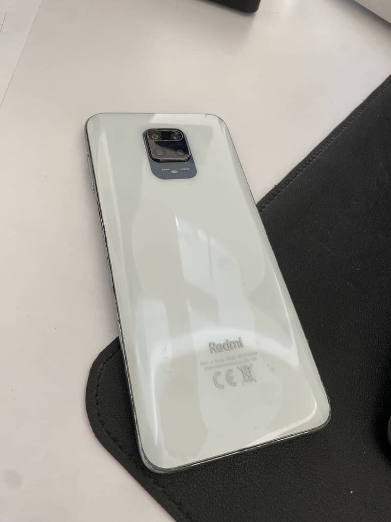 Xiaomi Redmi Note 9S 3