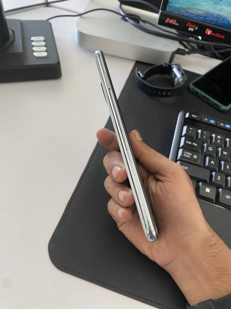 Xiaomi Redmi Note 9S 7