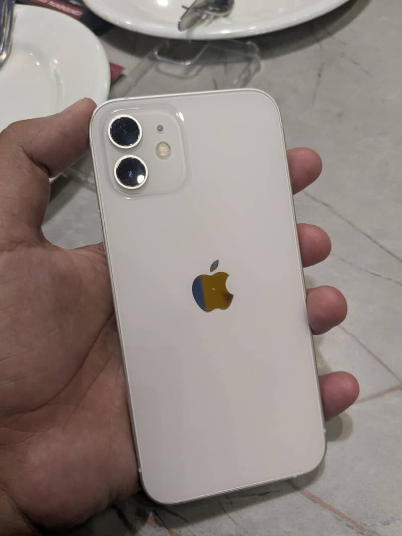 Apple iPhone 12 0