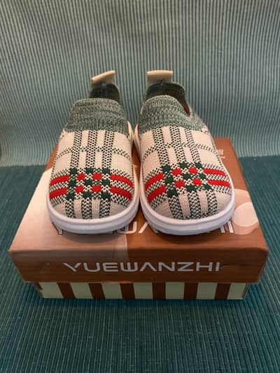 baby and baba canves shoes
