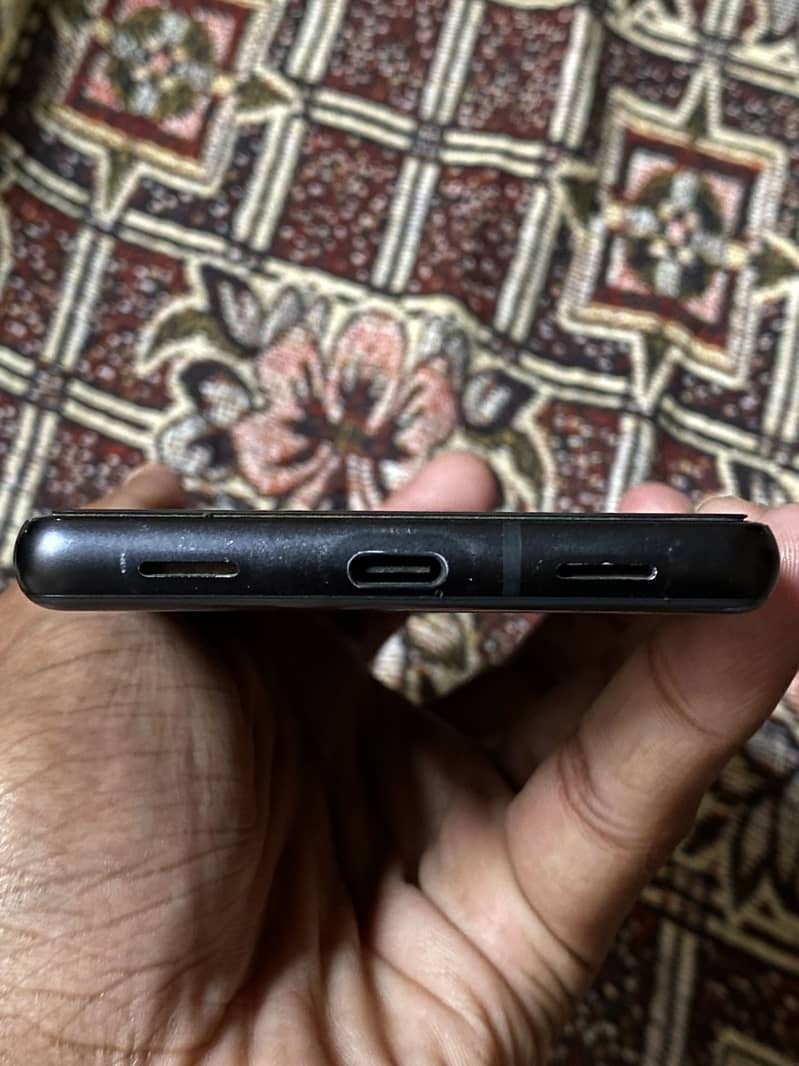 Google Pixel 7a 8/128 all ok device android 17 update 4