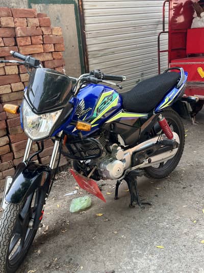 Honda CB 125 F drive   17000  kilometr Guddi set Aur back tire