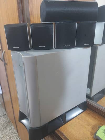 Pioneer subwoofer and speaker 5.1 without amplifier