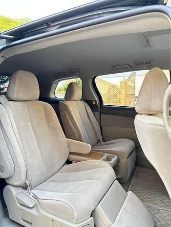Toyota Estima 2007 1