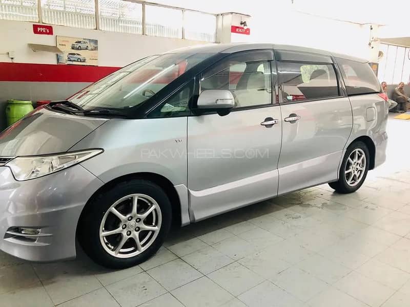 Toyota Estima 2007 9
