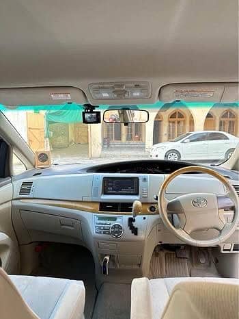 Toyota Estima 2007 10