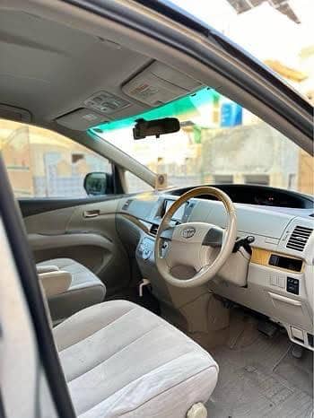 Toyota Estima 2007 13