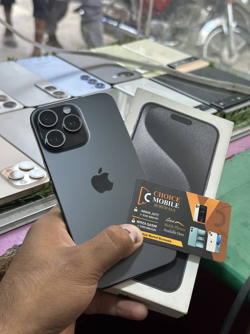 Apple iPhone 15 Pro Max 0