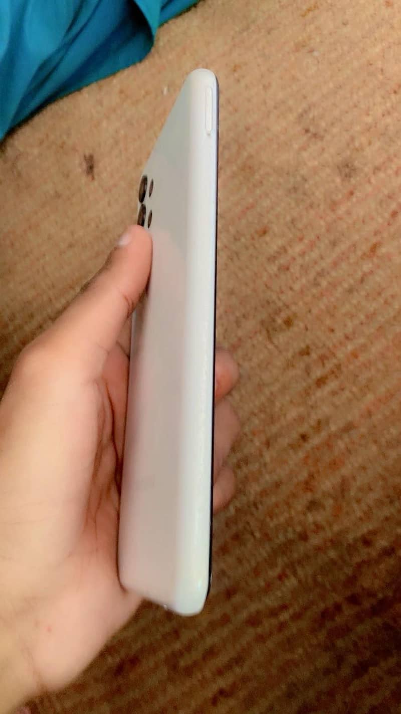 Samsung Mobile A13 3
