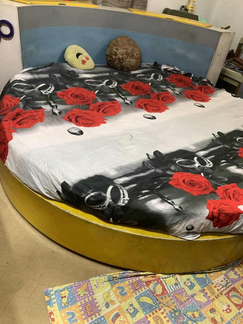 Bed with dressing table contact 03332236398 2