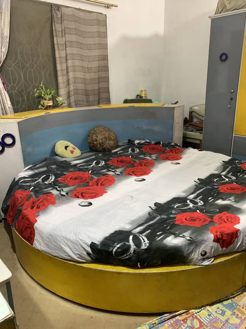 Bed with dressing table contact 03332236398 5